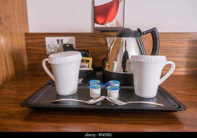 Hotel Broadway Near Delhi Airport ニューデリー エクステリア 写真